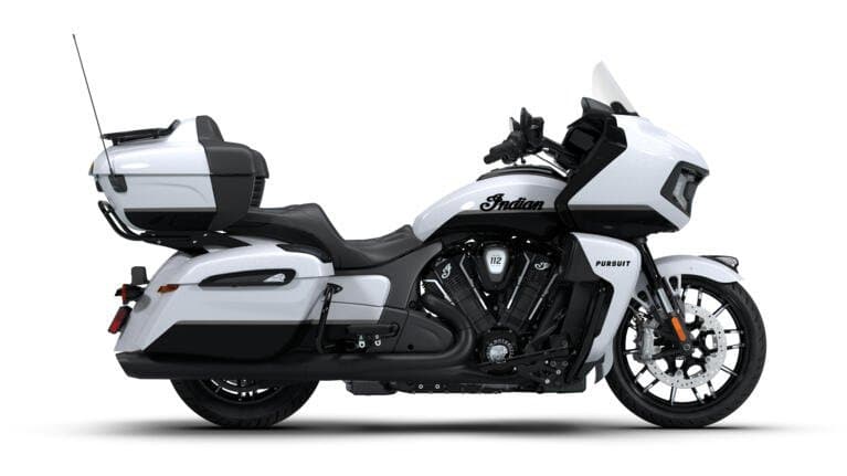 Pursuit Dark Horse with 112 and PowerBand Audio Package