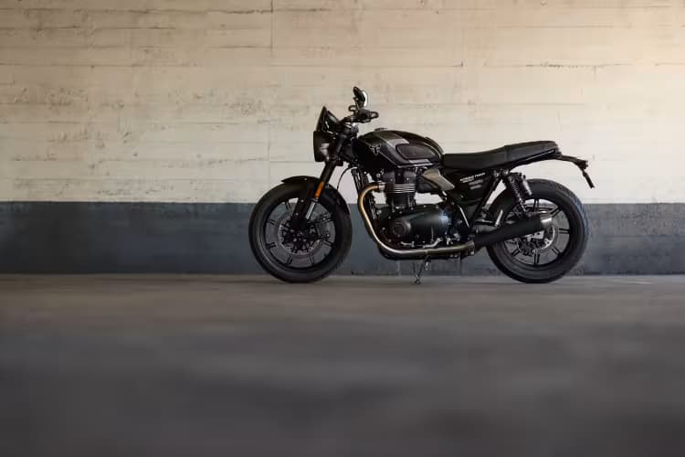Speed Twin 900