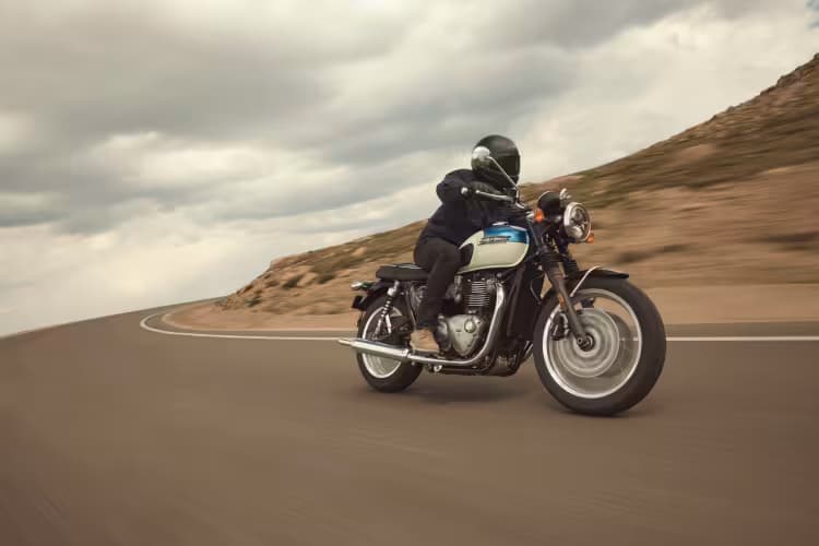 Bonneville T120